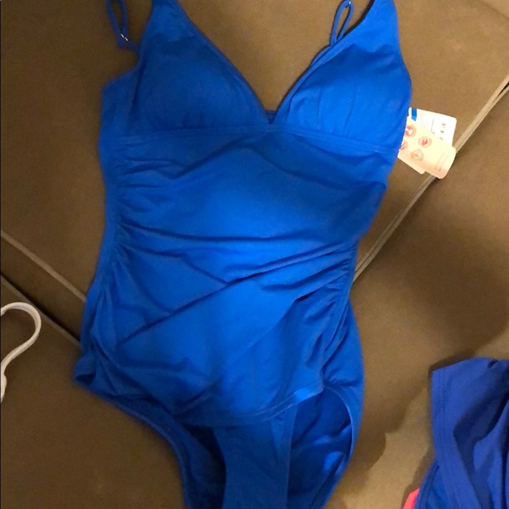 Bathing suit